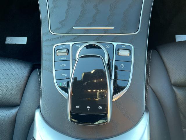 Ｃクラスステーションワゴン Ｃ２２０ｄ　ステーションワゴン　アバンギャルド　弊社下取り／ＡＭＧライン／メモリー付きパワーシート／本革シート／電動トランク／エアサス／純正ドラレコ前後／シートヒーター／レーダーセーフティー／ＬＥＤヘッドライト／認定中古車２年保証／記録簿／禁煙車両（26枚目）