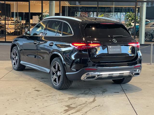 GLC GLC350e4MスポツEDスタAMGレザエクスクP AMGレザーエクスクルーシブP/パノラマサンルーフ/本革/ヘッドアップディスプレイ/ブルメスター/アンビエントライト64色/メモリー付きパワーシート/360度カメラ/ワイヤレスチャージング/記録簿(3枚目)