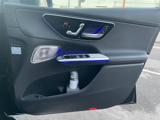 GLC GLC350e4MスポツEDスタAMGレザエクスクP AMGレザーエクスクルーシブP/パノラマサンルーフ/本革/ヘッドアップディスプレイ/ブルメスター/アンビエントライト64色/メモリー付きパワーシート/360度カメラ/ワイヤレスチャージング/記録簿(12枚目)