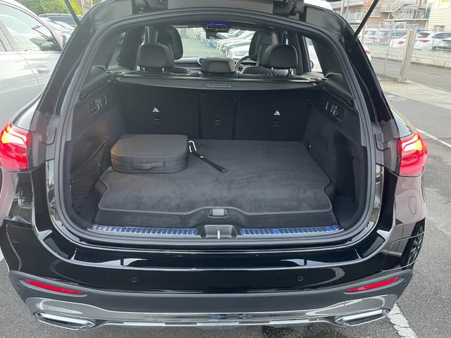 GLC GLC350e4MスポツEDスタAMGレザエクスクP AMGレザーエクスクルーシブP/パノラマサンルーフ/本革/ヘッドアップディスプレイ/ブルメスター/アンビエントライト64色/メモリー付きパワーシート/360度カメラ/ワイヤレスチャージング/記録簿(31枚目)