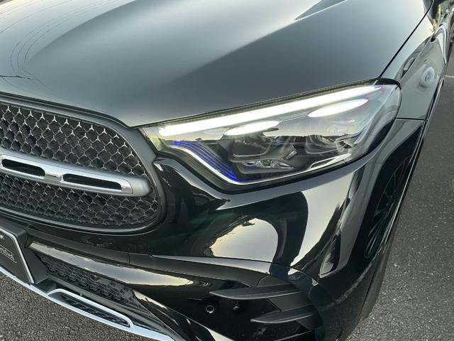 GLC GLC350e4MスポツEDスタAMGレザエクスクP AMGレザーエクスクルーシブP/パノラマサンルーフ/本革/ヘッドアップディスプレイ/ブルメスター/アンビエントライト64色/メモリー付きパワーシート/360度カメラ/ワイヤレスチャージング/記録簿(35枚目)