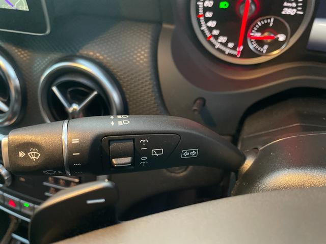 Ａクラス Ａ１８０　弊社下取り／ワンオーナー／メモリー付きパワーシート／純正ドラレコ／レーダーセーフティＰ／キーレスゴー／認定中古車２年保証／１６インチホイール／記録簿／禁煙車両／ＥＴＣセットアップ含／ＬＥＤヘッドライト（10枚目）