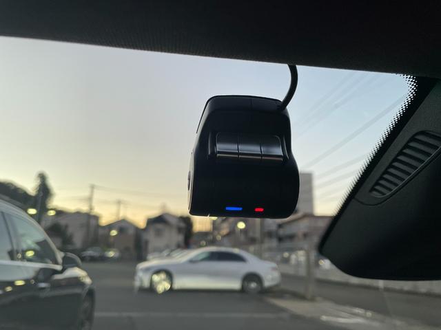 Ａクラス Ａ１８０　弊社下取り／ワンオーナー／メモリー付きパワーシート／純正ドラレコ／レーダーセーフティＰ／キーレスゴー／認定中古車２年保証／１６インチホイール／記録簿／禁煙車両／ＥＴＣセットアップ含／ＬＥＤヘッドライト（18枚目）