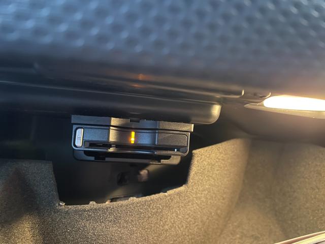 Ａクラス Ａ１８０　弊社下取り／ワンオーナー／メモリー付きパワーシート／純正ドラレコ／レーダーセーフティＰ／キーレスゴー／認定中古車２年保証／１６インチホイール／記録簿／禁煙車両／ＥＴＣセットアップ含／ＬＥＤヘッドライト（20枚目）