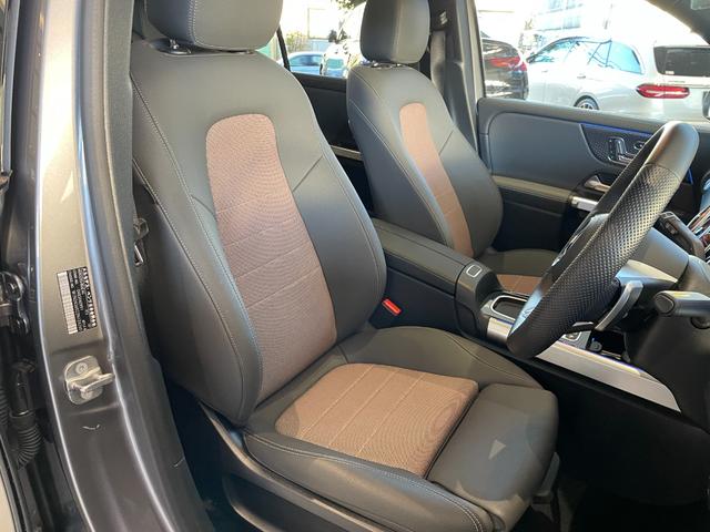 EQB EQB250+ 弊社デモカー/電動トランク/オートハイビーム/360度カメラ/キーレス/ワイヤレスチャージング/パノラマサンルーフ/シートヒーター/純正ドラレコ/電動シートメモリー付/記録簿/禁煙車/ワンオーナー(4枚目)