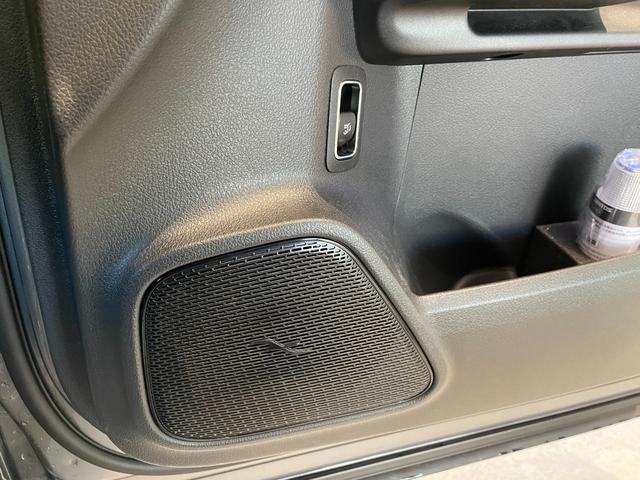 EQB EQB250+ 弊社デモカー/電動トランク/オートハイビーム/360度カメラ/キーレス/ワイヤレスチャージング/パノラマサンルーフ/シートヒーター/純正ドラレコ/電動シートメモリー付/記録簿/禁煙車/ワンオーナー(18枚目)