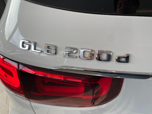 GLB GLB200d 4マチックAMGレザエクスクルシブP 弊社下取車両/AMGレザーエクスクルーシブパッケージ/アドバンスドパッケージ/メモリー付き電動パワーシート/シートヒーター/純正ドライブレコーダー前後/アンビエントライト64色/ヘッドアップディスプレ(19枚目)