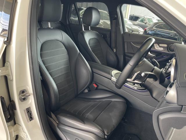 ＧＬＣ ＧＬＣ２２０ｄ　４マチック　ＡＭＧライン　弊社下取車両／メモリー付き電動パワーシート／シートヒーター／ワイヤレスチャージング／３６０°カメラ／４輪駆動車／オートハイビーム／アンビエントライト６４色／ＬＥＤヘッドライト／ハーフレザーシート（5枚目）