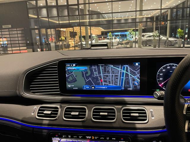 GLE GLE450d 4マチック クーペスポーツ レザーシート シートヒーター シートベンチレーター 360°カメラシステム ヘッドアップディスプレイ ブルメスターサラウンドサウンドシステム パノラミックスライディングルーフ LEDヘッドライト(13枚目)