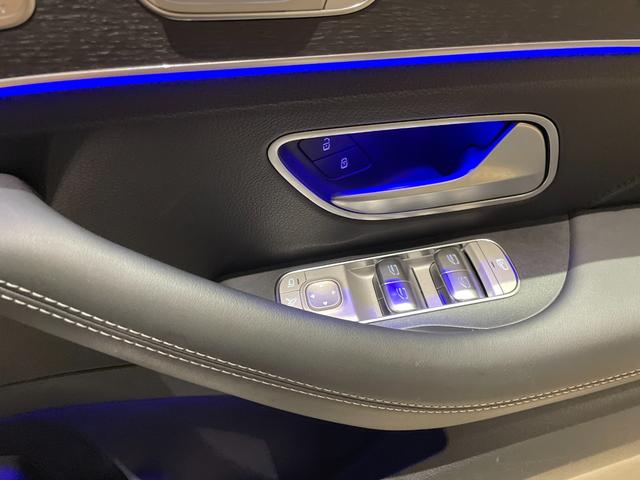 GLE GLE450d 4マチック クーペスポーツ レザーシート シートヒーター シートベンチレーター 360°カメラシステム ヘッドアップディスプレイ ブルメスターサラウンドサウンドシステム パノラミックスライディングルーフ LEDヘッドライト(21枚目)