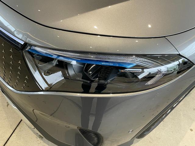 EQB EQB250+ 弊社デモカー/ワイヤレスチャージング/純正ドライブレコーダー前/メモリー付き電動パワーシート/シートヒーター/360°/アンビエントライト64色/電動トランク/LEDヘッドライト/マイナーチェンジ後/(34枚目)