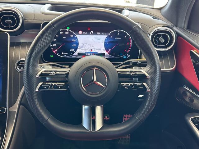 GLC GLC220d 4マチック ドライバーズパッケージ 弊社下取車/ドライバーズパッケージ/レザーエクスクルーシブパッケージ/リアアクスルステアリング/ヘッドアップディスプレイ/360°カメラ/パノラミックスライディングルーフ/純正ドライブレコーダ前後/本(6枚目)