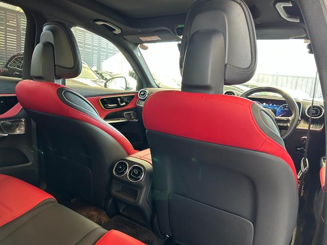 GLC GLC220d 4マチック ドライバーズパッケージ 弊社下取車/ドライバーズパッケージ/レザーエクスクルーシブパッケージ/リアアクスルステアリング/ヘッドアップディスプレイ/360°カメラ/パノラミックスライディングルーフ/純正ドライブレコーダ前後/本(7枚目)