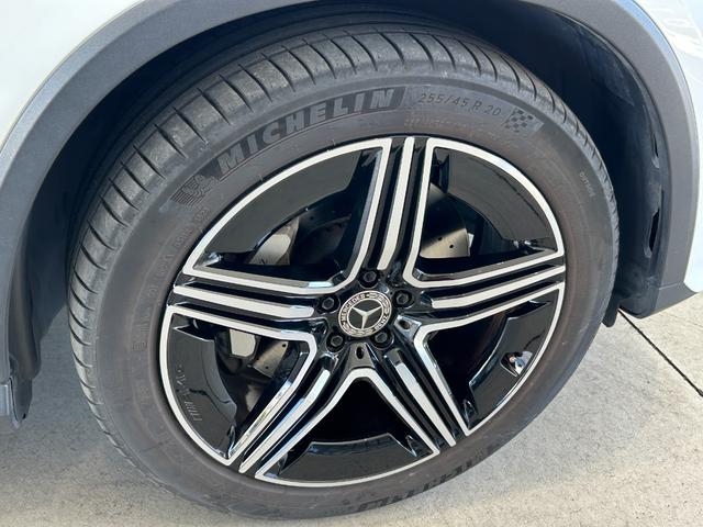 GLC GLC220d 4マチック ドライバーズパッケージ 弊社下取車/ドライバーズパッケージ/レザーエクスクルーシブパッケージ/リアアクスルステアリング/ヘッドアップディスプレイ/360°カメラ/パノラミックスライディングルーフ/純正ドライブレコーダ前後/本(18枚目)