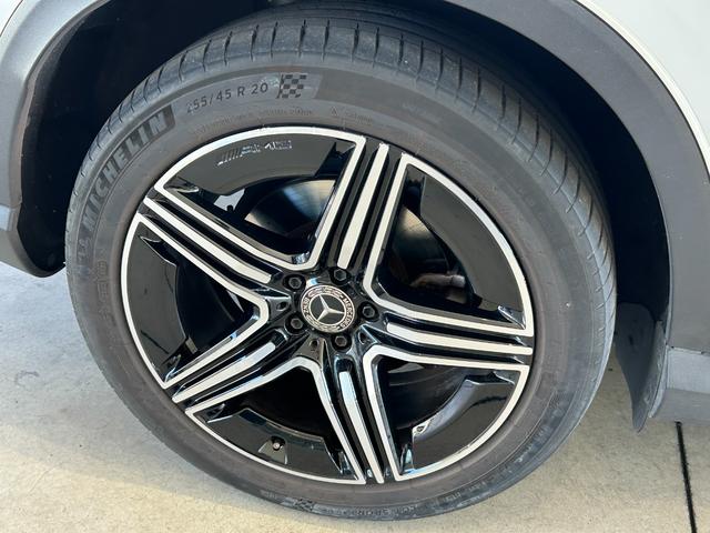 GLC GLC220d 4マチック ドライバーズパッケージ 弊社下取車/ドライバーズパッケージ/レザーエクスクルーシブパッケージ/リアアクスルステアリング/ヘッドアップディスプレイ/360°カメラ/パノラミックスライディングルーフ/純正ドライブレコーダ前後/本(19枚目)