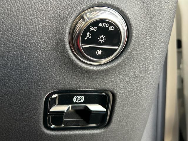 GLC GLC220d 4マチック ドライバーズパッケージ 弊社下取車/ドライバーズパッケージ/レザーエクスクルーシブパッケージ/リアアクスルステアリング/ヘッドアップディスプレイ/360°カメラ/パノラミックスライディングルーフ/純正ドライブレコーダ前後/本(24枚目)