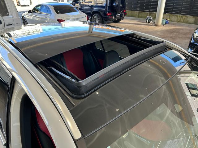 GLC GLC220d 4マチック ドライバーズパッケージ 弊社下取車/ドライバーズパッケージ/レザーエクスクルーシブパッケージ/リアアクスルステアリング/ヘッドアップディスプレイ/360°カメラ/パノラミックスライディングルーフ/純正ドライブレコーダ前後/本(30枚目)