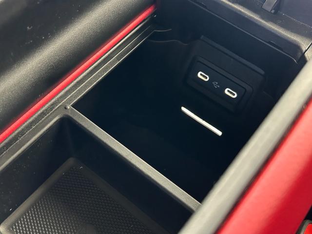 GLC GLC220d 4マチック ドライバーズパッケージ 弊社下取車/ドライバーズパッケージ/レザーエクスクルーシブパッケージ/リアアクスルステアリング/ヘッドアップディスプレイ/360°カメラ/パノラミックスライディングルーフ/純正ドライブレコーダ前後/本(41枚目)