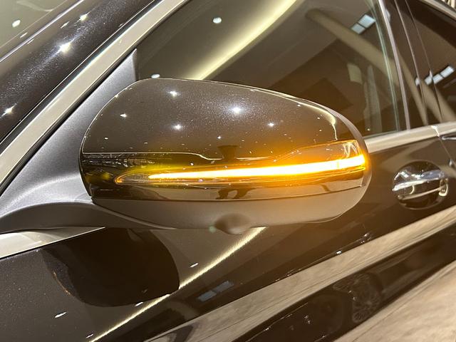 GLC GLC220d 4マチッククーペスポーツ(本革仕様) 弊社下取車/本革使用/ブルメスタースピーカー/メモリー付き電動パワーシート/シートヒーター/純正ドライブレコーダー前/ヘッドアップディスプレイ/アンビエントライト/オートハイビーム/ブラックシート(12枚目)