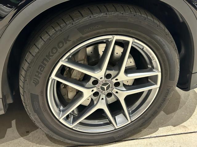 GLC GLC220d 4マチッククーペスポーツ(本革仕様) 弊社下取車/本革使用/ブルメスタースピーカー/メモリー付き電動パワーシート/シートヒーター/純正ドライブレコーダー前/ヘッドアップディスプレイ/アンビエントライト/オートハイビーム/ブラックシート(17枚目)