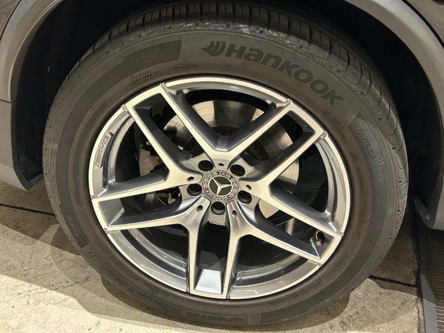 GLC GLC220d 4マチッククーペスポーツ(本革仕様) 弊社下取車/本革使用/ブルメスタースピーカー/メモリー付き電動パワーシート/シートヒーター/純正ドライブレコーダー前/ヘッドアップディスプレイ/アンビエントライト/オートハイビーム/ブラックシート(20枚目)