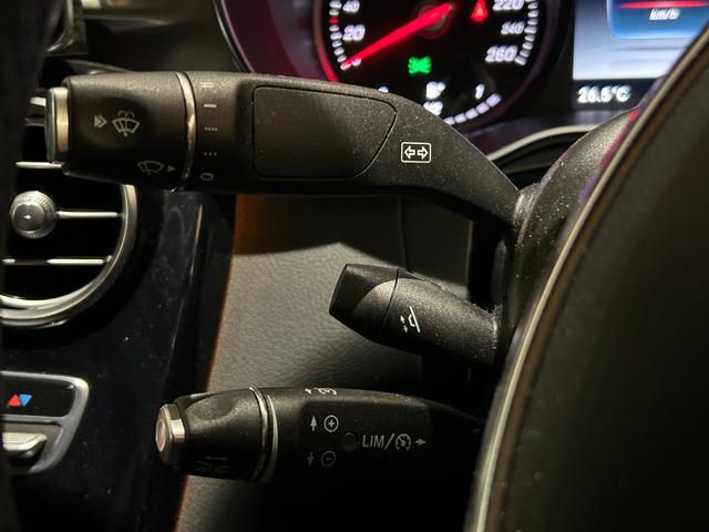 GLC GLC220d 4マチッククーペスポーツ(本革仕様) 弊社下取車/本革使用/ブルメスタースピーカー/メモリー付き電動パワーシート/シートヒーター/純正ドライブレコーダー前/ヘッドアップディスプレイ/アンビエントライト/オートハイビーム/ブラックシート(30枚目)