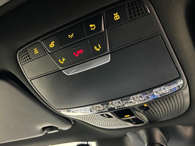 GLC GLC220d 4マチッククーペスポーツ(本革仕様) 弊社下取車/本革使用/ブルメスタースピーカー/メモリー付き電動パワーシート/シートヒーター/純正ドライブレコーダー前/ヘッドアップディスプレイ/アンビエントライト/オートハイビーム/ブラックシート(38枚目)