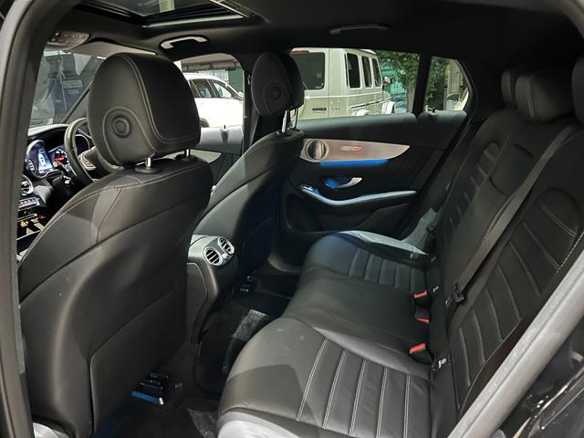 GLC GLC220d 4マチッククーペスポーツ(本革仕様) 弊社下取車/本革使用/ブルメスタースピーカー/メモリー付き電動パワーシート/シートヒーター/純正ドライブレコーダー前/ヘッドアップディスプレイ/アンビエントライト/オートハイビーム/ブラックシート(49枚目)