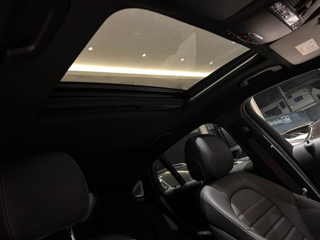 GLC GLC220d 4マチッククーペスポーツ(本革仕様) 弊社下取車/本革使用/ブルメスタースピーカー/メモリー付き電動パワーシート/シートヒーター/純正ドライブレコーダー前/ヘッドアップディスプレイ/アンビエントライト/オートハイビーム/ブラックシート(53枚目)
