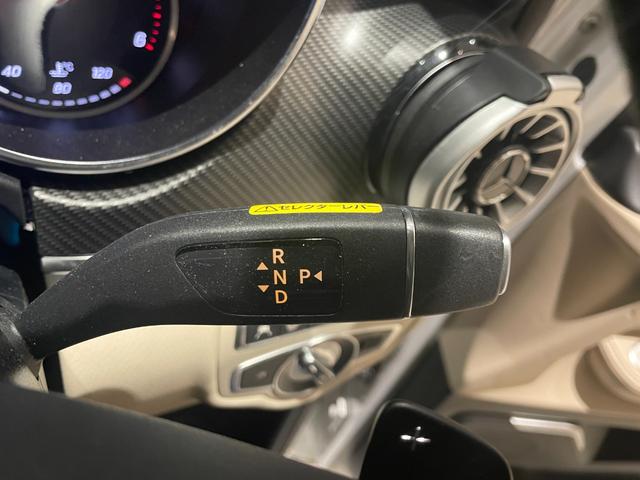 時間や距離的な都合で実車をご覧頂けないお客様、ご安心ください。私共がお客様の目の代わりとなって、お車を確認させて頂きます。詳細の写真を撮影しメール等でお送りさせて頂きます。お気軽にお申し付けください。