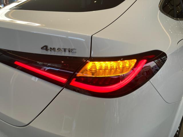 GLC GLC220d 4MクペドライバズP+AMGラインP 弊社デモカー/リアアクスルステアリング/ブラウン本革シート/ヘッドアップディスプレイ/360°カメラ/ブルメスタースピーカー/アンビエントライト/メモリー付き電動パワーシート/シートベンチレーター(45枚目)