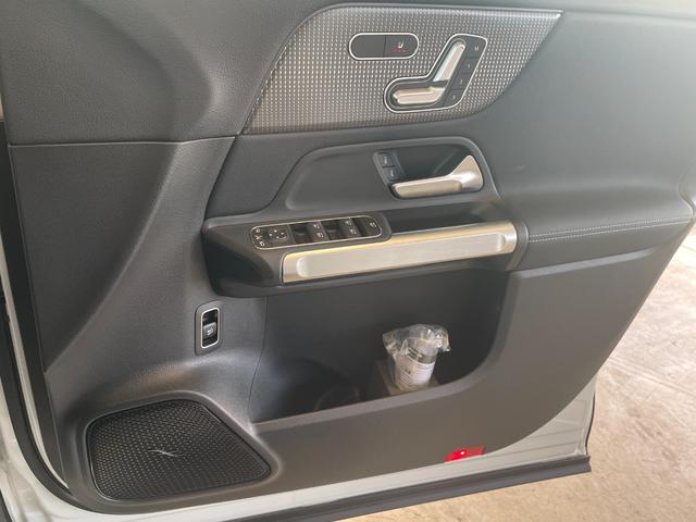 EQB EQB250 AMGレザーエクスクルーシブパッケージ 弊社下取り/電動トランク/360度カメラ/AMGライン/AMGレザーEXP/パノラマサンルーフ/有償カラー/本革シート/純正ドラレコ/シートヒーター/整備記録簿付き/認定中古車保証/HUD/禁煙車(18枚目)