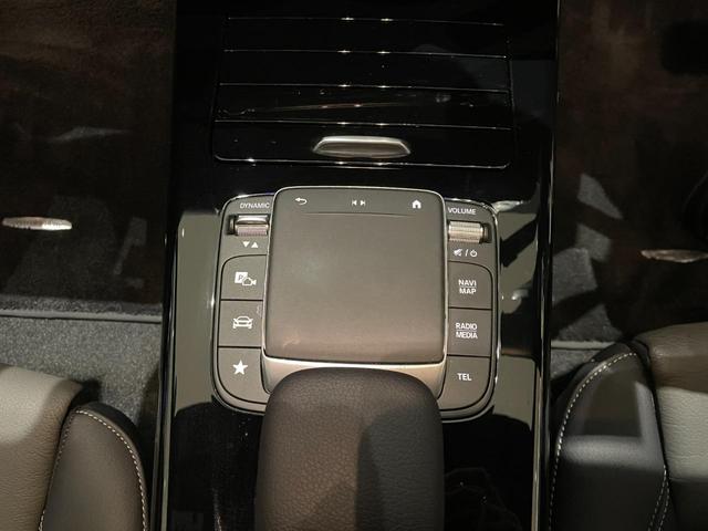 ＣＬＡクラス シューティングブレーク ＣＬＡ２００ｄシュティングブレＡＭＧレザエクスクルＰ　弊社下取車両／レザーエクスクルーシブパッケージ／本革シート／パノラミックスライディングルーフ／ヘッドアップディスプレイ／ドライブレコーダー／アンビエントライト／シートヒーター／メモリー付きパワーシート（12枚目）