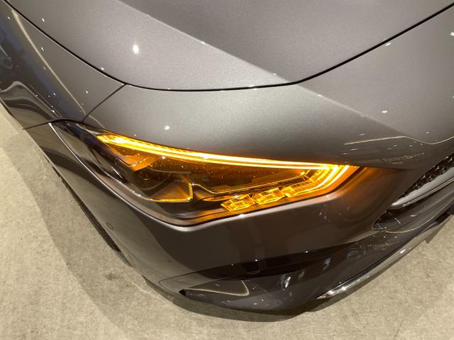 CLAクラス CLA200d AMGラインパッケージ 弊社デモカー/マイナーチェンジ後/純正ドライブレコーダー前/ワイヤレスチャージング/メモリー付き電動パワーシート/シートヒーター/360°カメラ/アンビエントライト64色/オートハイビーム/LEDヘッ(44枚目)