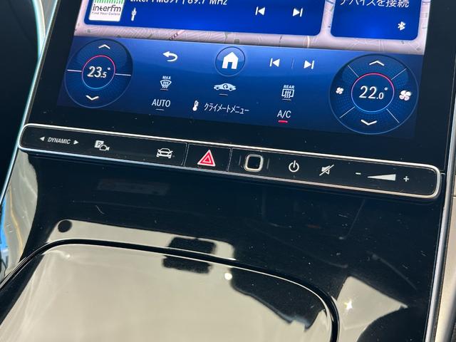 Cクラス C200 スポーツ 弊社デモカー/電動トランク/レーダーセーフティーパッケージ/LED/360度カメラ/AMGライン/ワイヤレスチャージング/シートヒーター/純正ドラレコ前/電動シート/整備記録簿付/禁煙車/ワンオーナー(27枚目)