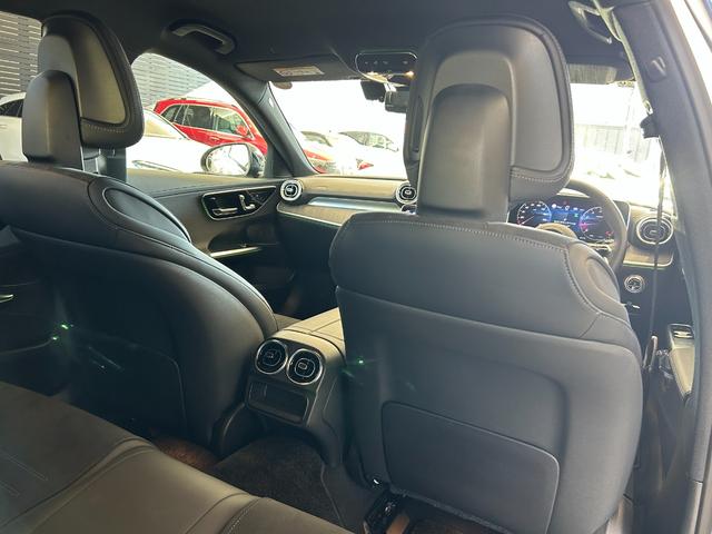 Cクラス C200 スポーツ 弊社デモカー/電動トランク/レーダーセーフティーパッケージ/LED/360度カメラ/AMGライン/ワイヤレスチャージング/シートヒーター/純正ドラレコ前/電動シート/整備記録簿付/禁煙車/ワンオーナー(37枚目)