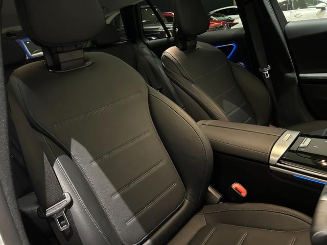 Ｃクラスオールテレイン Ｃ２２０ｄ　４マチック　オールテレイン　弊社下取車両／純正ドライブレコーダー前後／パノラミックスライディングルーフ／ヘッドアップディスプレイ／アンビエントライト６４色／４輪駆動車／本革シート／シートヒーター／メモリー付き電動シート／禁煙（7枚目）