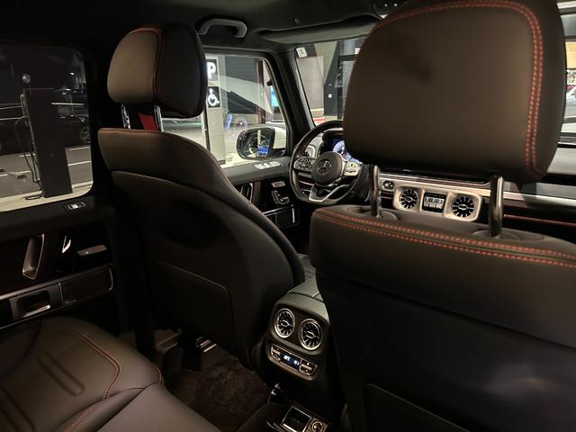 Ｇクラス Ｇ５５０　ＡＭＧライン　弊社下取車両／左ハンドル／ブルメスタースピーカー／アンビエントライト６４色／純正ドライブレコーダー／ダブルエアコン／パノラマサンルーフ／３６０°カメラ／メモリー付き電動シート／シートヒーター／禁煙（43枚目）