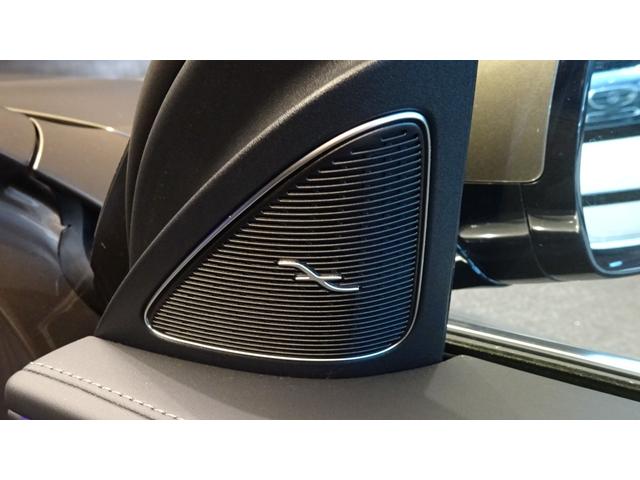 Ｅクラスステーションワゴン Ｅ２００ステーションワゴンアバギャルドＡＭＧラインＰ　アドバンスドパッケージ　デジタルインテリアパッケージ　レザーエクスクルーシブパッケージ　パノラミックスライディングルーフ　弊社新車デモカー　純正ドライブレコーダー付き（17枚目）