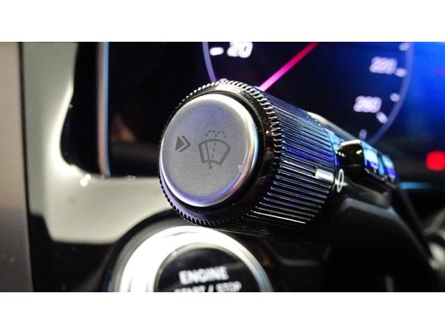 Ｅクラスステーションワゴン Ｅ２００ステーションワゴンアバギャルドＡＭＧラインＰ　アドバンスドパッケージ　デジタルインテリアパッケージ　レザーエクスクルーシブパッケージ　パノラミックスライディングルーフ　弊社新車デモカー　純正ドライブレコーダー付き（23枚目）