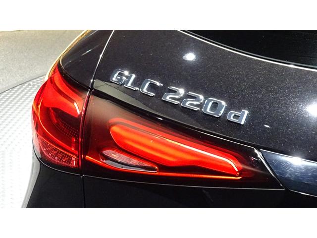 ＧＬＣ ＧＬＣ２２０ｄ　４マチック　ドライバーズパッケージ　ＡＭＧラインパッケージ　レザーエクスクルーシブパッケージ　パノラミックスライディングルーフ　純正ドライブレコーダー付き　ＭＰ２０２３０１（8枚目）