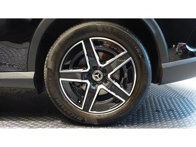 ＧＬＣ ＧＬＣ２２０ｄ　４マチック　ドライバーズパッケージ　ＡＭＧラインパッケージ　レザーエクスクルーシブパッケージ　パノラミックスライディングルーフ　純正ドライブレコーダー付き　ＭＰ２０２３０１（16枚目）