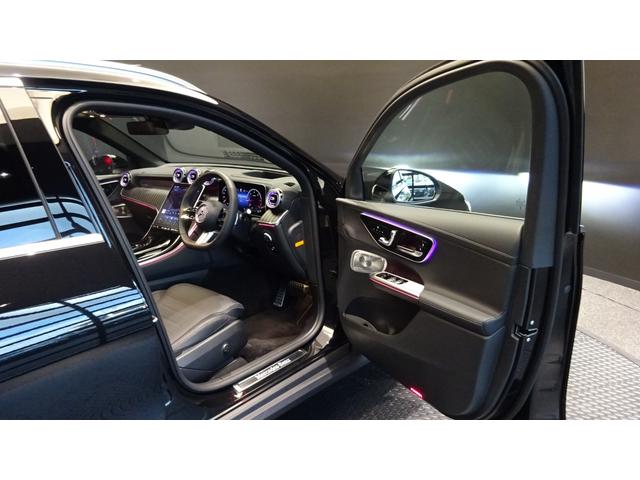 ＧＬＣ ＧＬＣ２２０ｄ　４マチック　ドライバーズパッケージ　ＡＭＧラインパッケージ　レザーエクスクルーシブパッケージ　パノラミックスライディングルーフ　純正ドライブレコーダー付き　ＭＰ２０２３０１（18枚目）