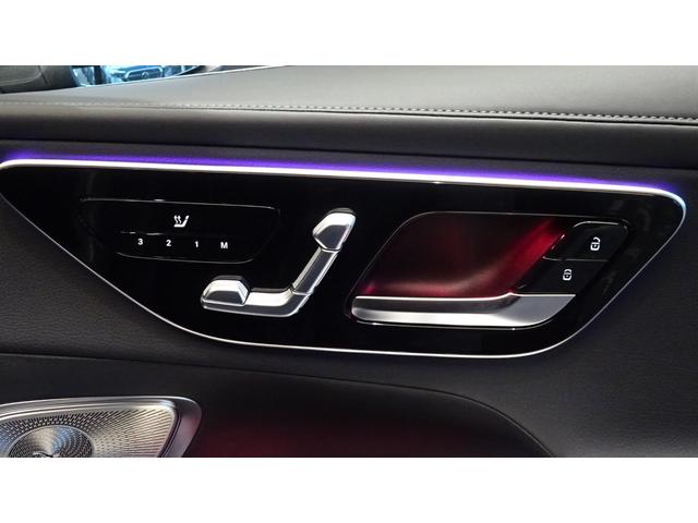 ＧＬＣ ＧＬＣ２２０ｄ　４マチック　ドライバーズパッケージ　ＡＭＧラインパッケージ　レザーエクスクルーシブパッケージ　パノラミックスライディングルーフ　純正ドライブレコーダー付き　ＭＰ２０２３０１（21枚目）