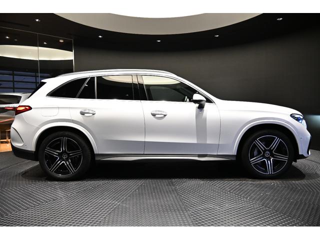 ＧＬＣ ＧＬＣ３５０ｅ　４Ｍポーツ　エディションスター　パノラミックスライディングルーフ　弊社社員リース車両　ＭＰ２０２４０２（4枚目）