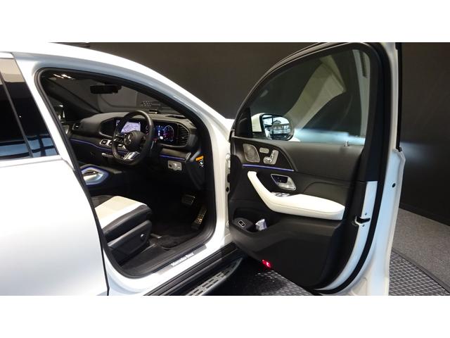 GLE GLE450d 4マチック クーペスポーツ E-ACTIVE BODY CONTROLパッケージ/弊社社員リース車両/MP202401/白黒ツートンレザーシート(15枚目)