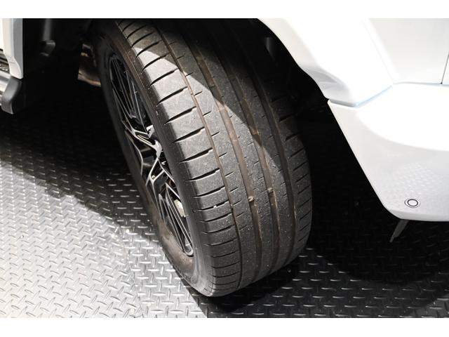 Ｇクラス Ｇ４５０ｄ　ＡＭＧラインパッケージ　ＭＡＮＵＦＡＫＴＵＲロゴパッケージ　ＭＡＮＩＦＡＫＴＵＲプログラム・プラス　ブラウンレザーシート　純正ドライブレコーダー前後付き（10枚目）