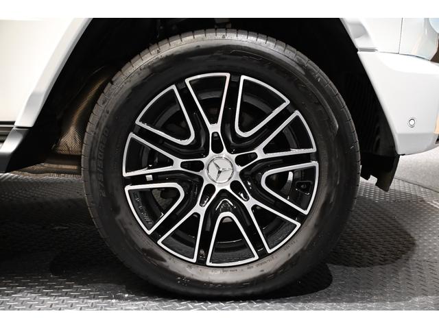 Ｇクラス Ｇ４５０ｄ　ＡＭＧラインパッケージ　ＭＡＮＵＦＡＫＴＵＲロゴパッケージ　ＭＡＮＩＦＡＫＴＵＲプログラム・プラス　ブラウンレザーシート　純正ドライブレコーダー前後付き（12枚目）