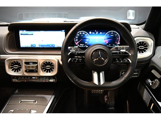 Ｇクラス Ｇ４５０ｄ　ＡＭＧラインパッケージ　ＭＡＮＵＦＡＫＴＵＲロゴパッケージ　ＭＡＮＩＦＡＫＴＵＲプログラム・プラス　ブラウンレザーシート　純正ドライブレコーダー前後付き（21枚目）