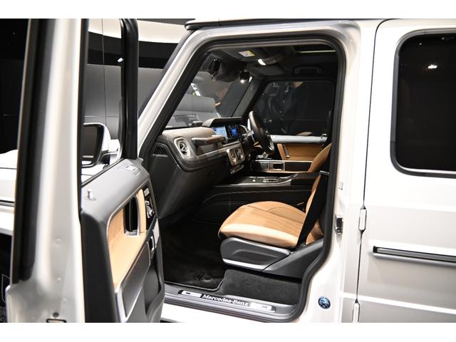 Ｇクラス Ｇ４５０ｄ　ＡＭＧラインパッケージ　ＭＡＮＵＦＡＫＴＵＲロゴパッケージ　ＭＡＮＩＦＡＫＴＵＲプログラム・プラス　ブラウンレザーシート　純正ドライブレコーダー前後付き（66枚目）